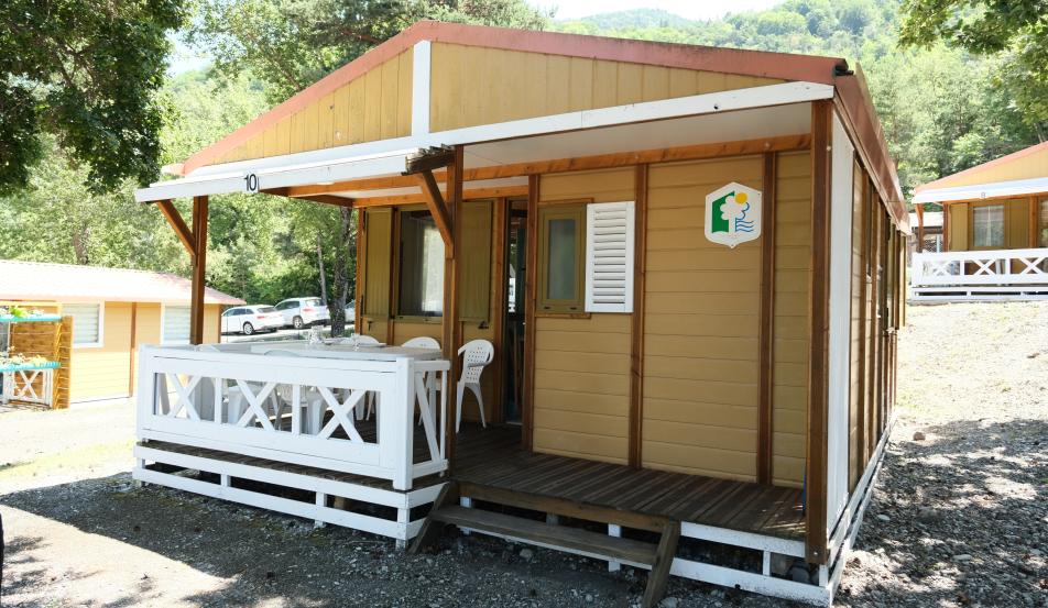 Camping Serre-Ponçon Chalet 5 personnes bord du lac
