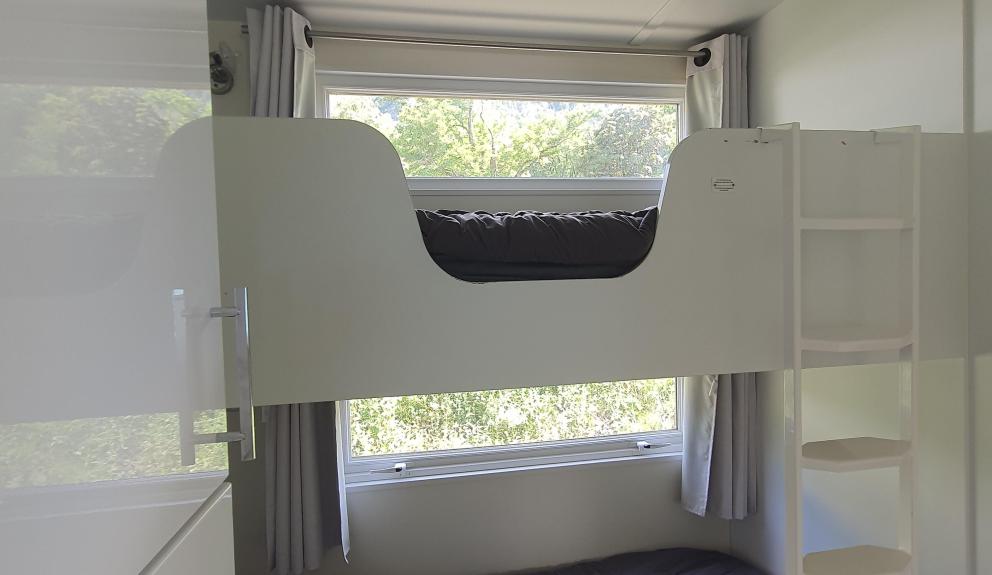 Camping Serre-Ponçon mobilhome 6 personnes lac chambre enfant
