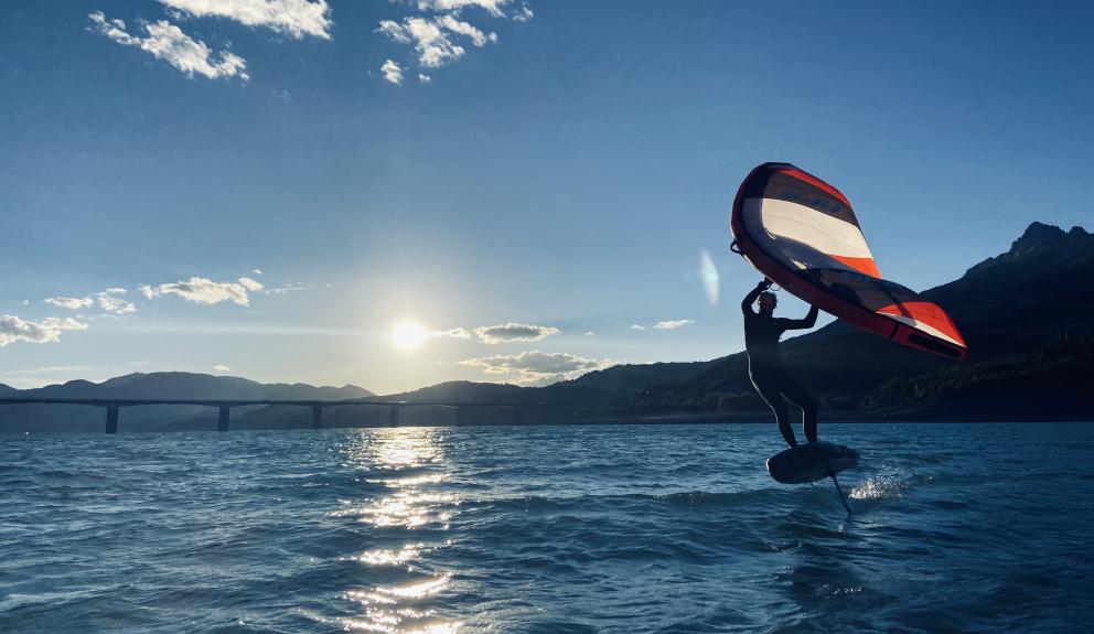 Camping Serre-ponçon lac activité wingfoil